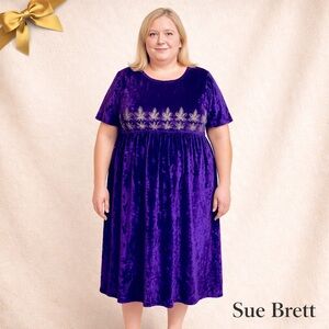 Sue Brett Midi Dress Purple Velvet Bow Crewneck Gold Floral Sz 2 A4 Short